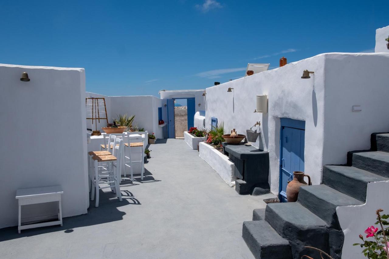 Labyrinth Traditional Houses Pyrgos Kallistis Exterior photo